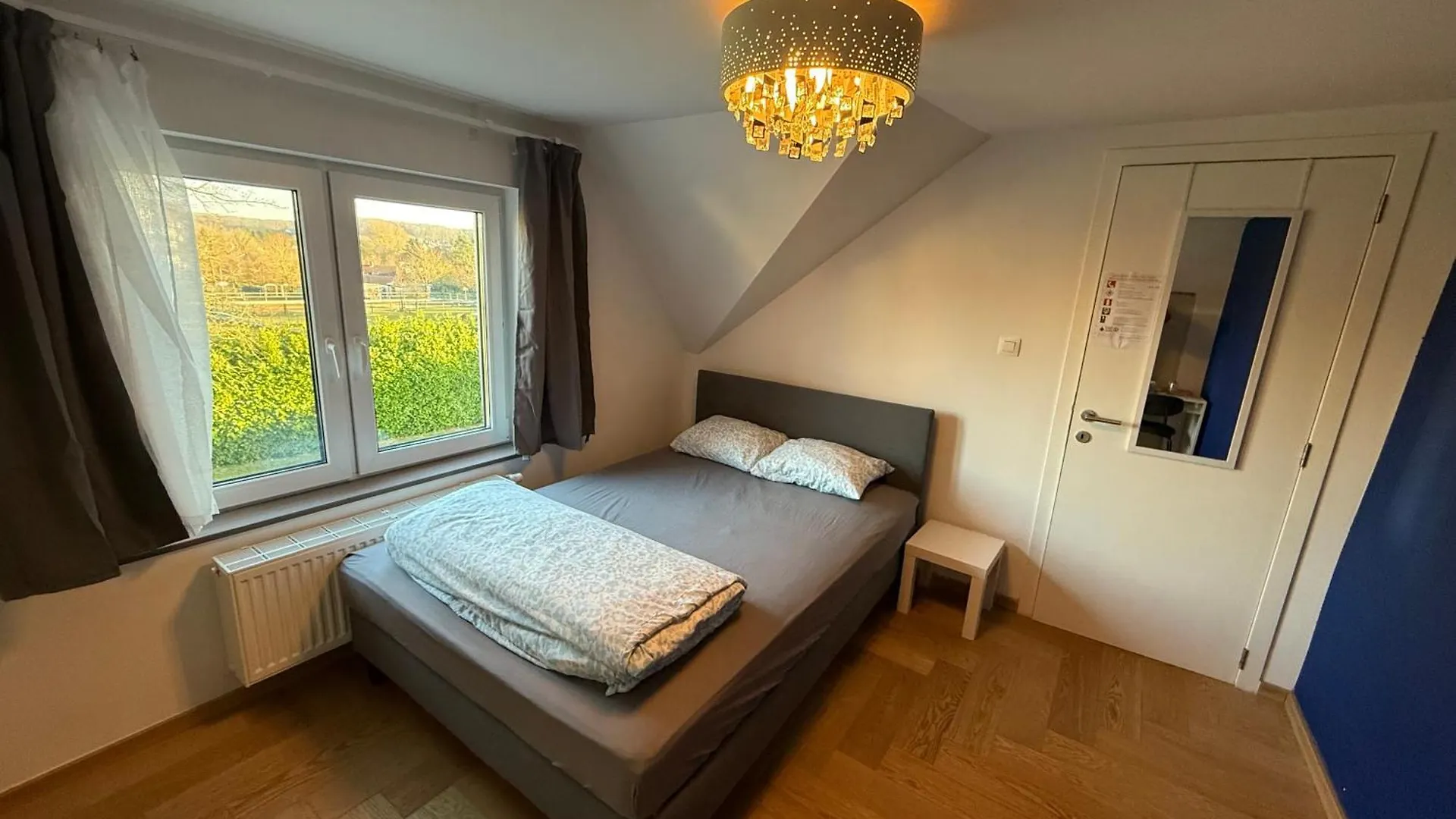 The Beautiful White House Hotel Kortenberg Guest house